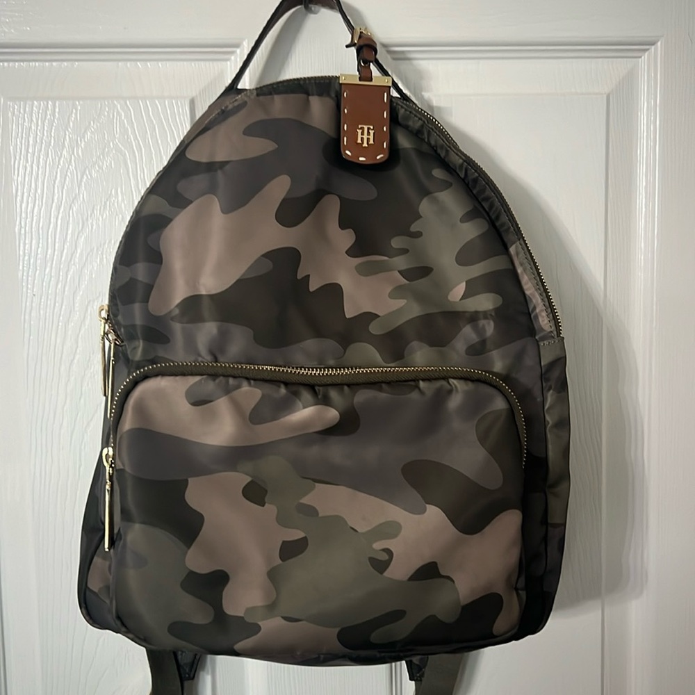 Excellent condition, Tommy Hilfiger camo backpack purse